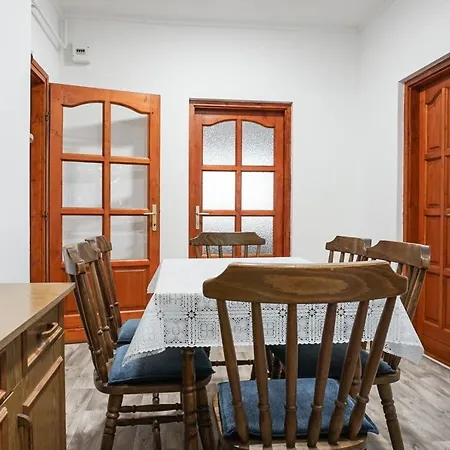 Spacious House In The Outskirts Of Budapest Kültér fotó