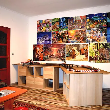 Spacious House In The Outskirts Of Budapest Kültér fotó
